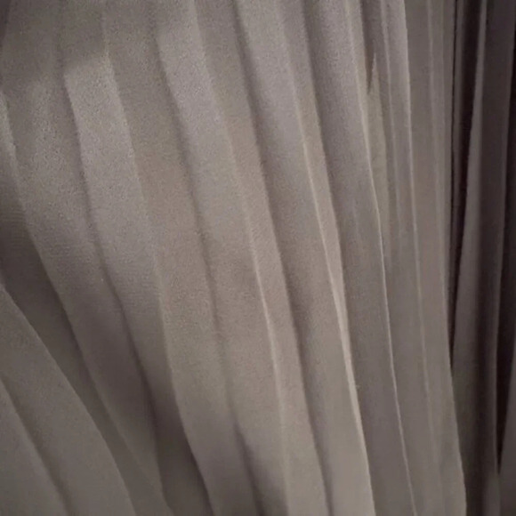 Aritzia Wilfred Beaune Pleated Sheer Chiffon Wrap Dress V-Neck Flowy Women's XS - Picture 15 of 15